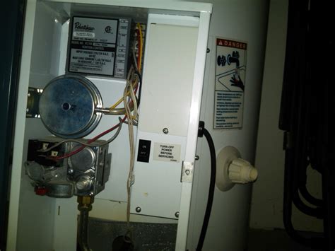 2 Cold <strong>water</strong> enters unit. . Rheem power vent water heater venting instructions